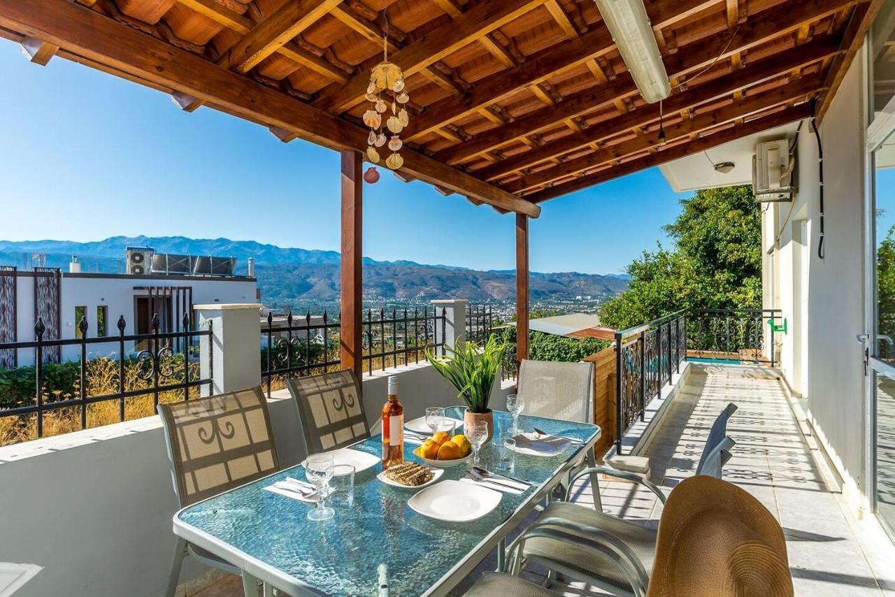 خانيا Superior Apartment - Overlooking Chania-With Pool المظهر الخارجي الصورة
