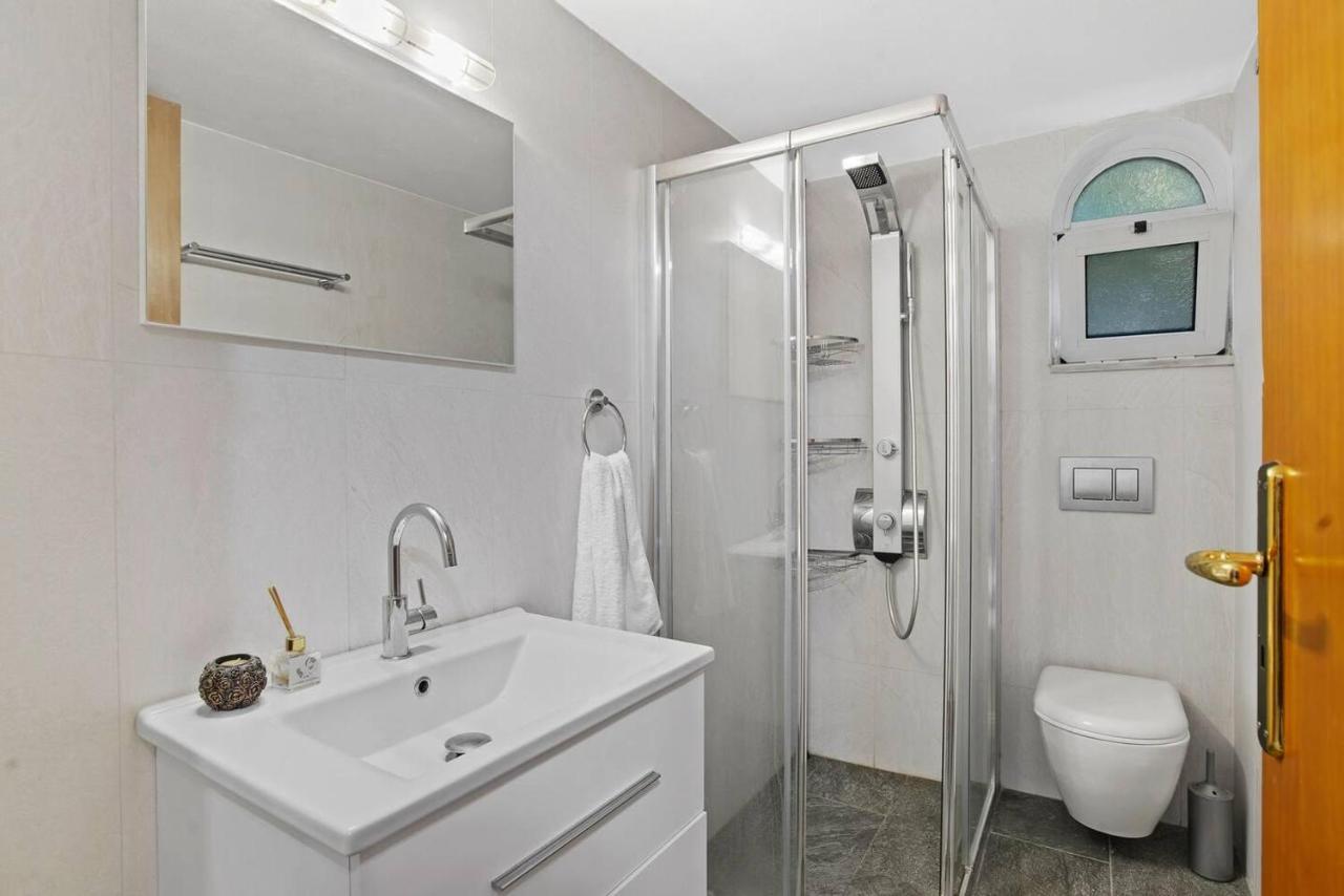 خانيا Superior Apartment - Overlooking Chania-With Pool المظهر الخارجي الصورة