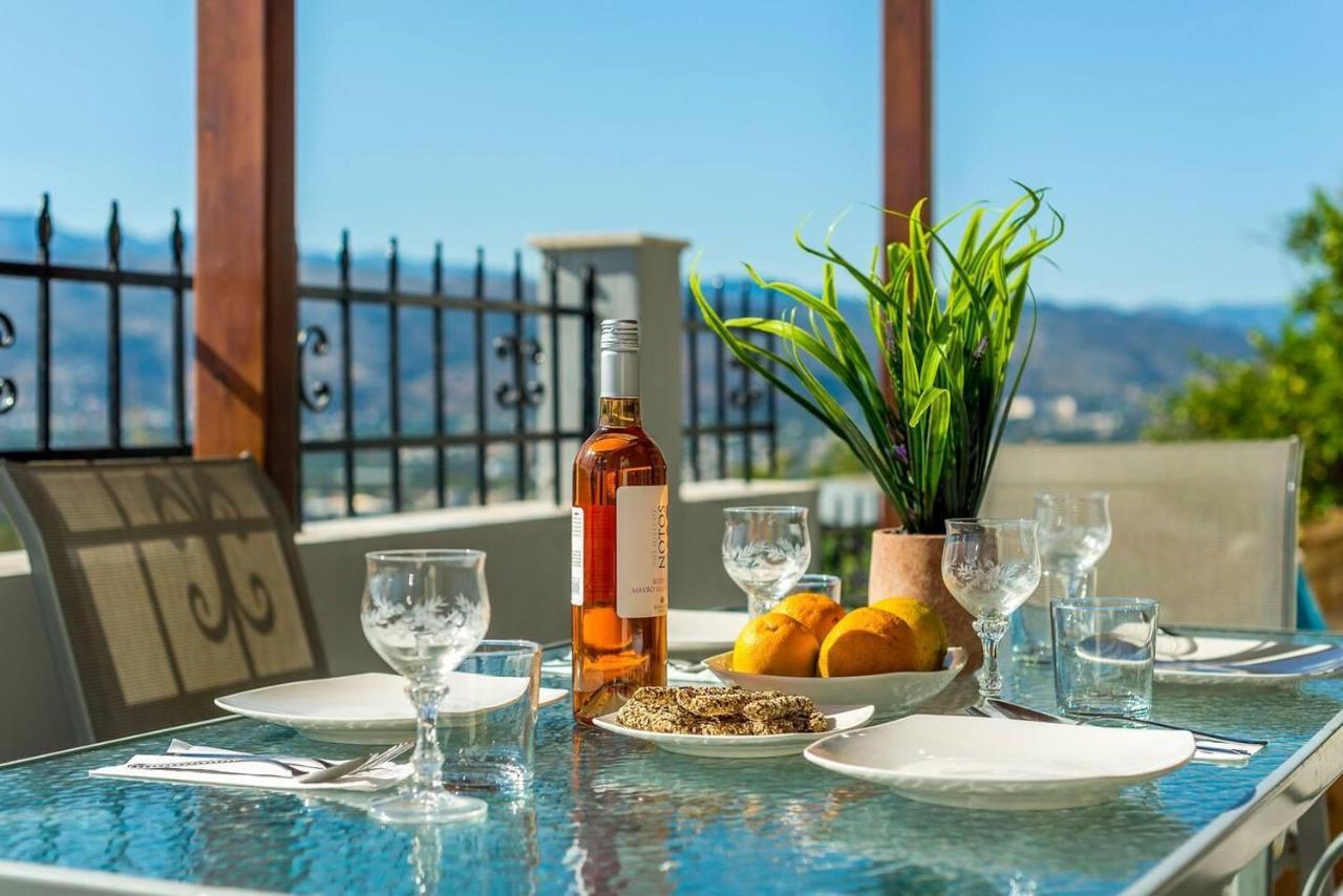 خانيا Superior Apartment - Overlooking Chania-With Pool المظهر الخارجي الصورة